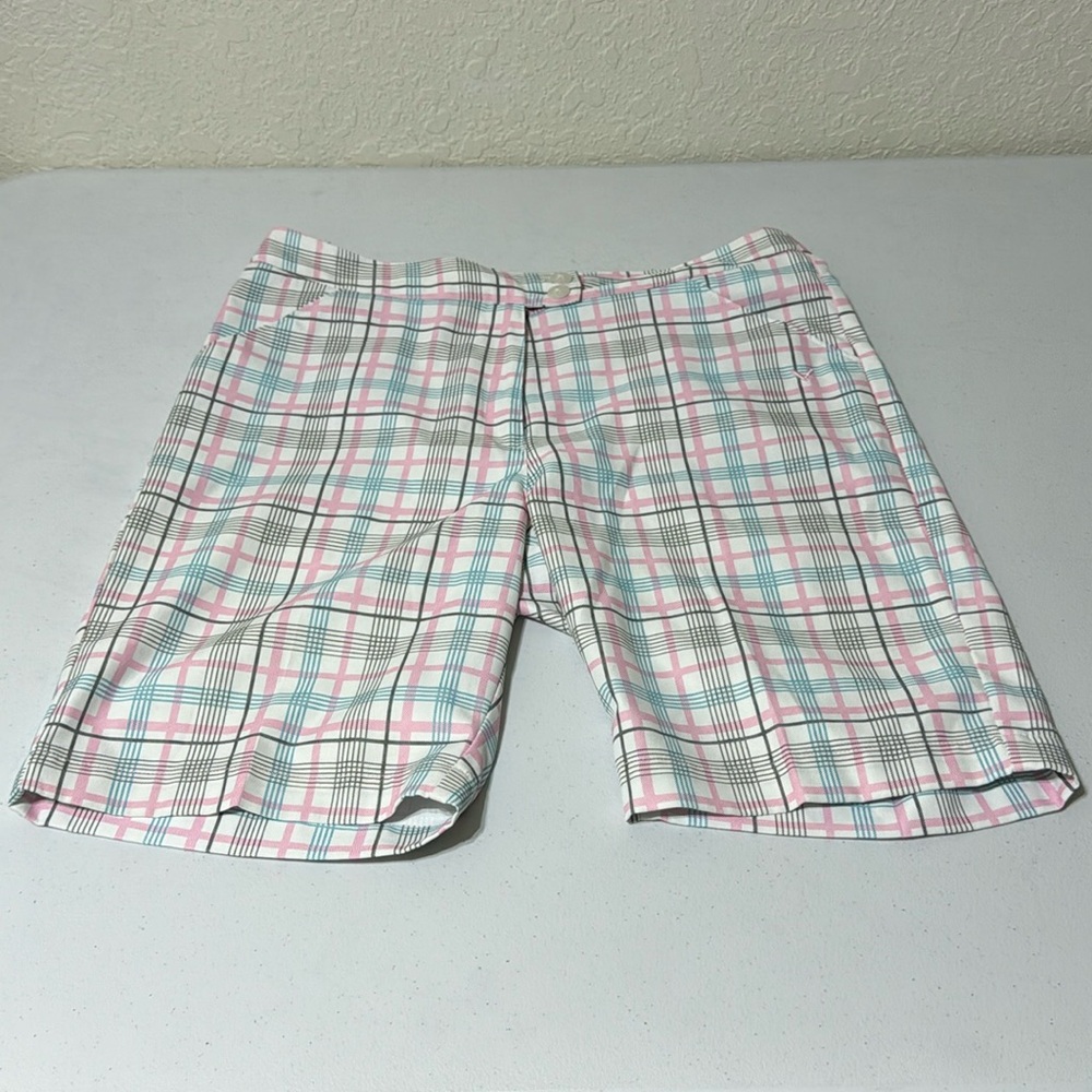 Women’s Callaway golf shorts